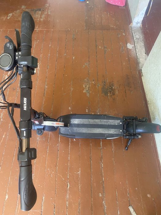 Електросамокат.