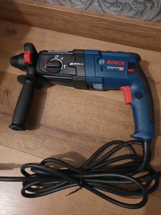 Перфоратор Bosch GBH 2-28