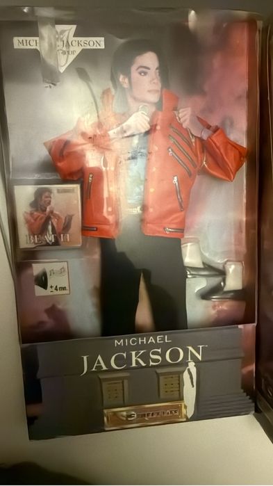 Boneco Michael Jackson