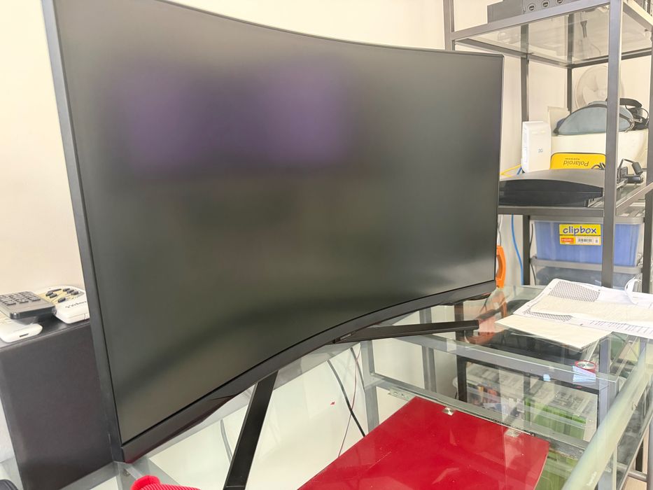 Monitor SAMSUNG Odyssey G6 S34BG850S (32" - 240 Hz)     Estado Perfeito