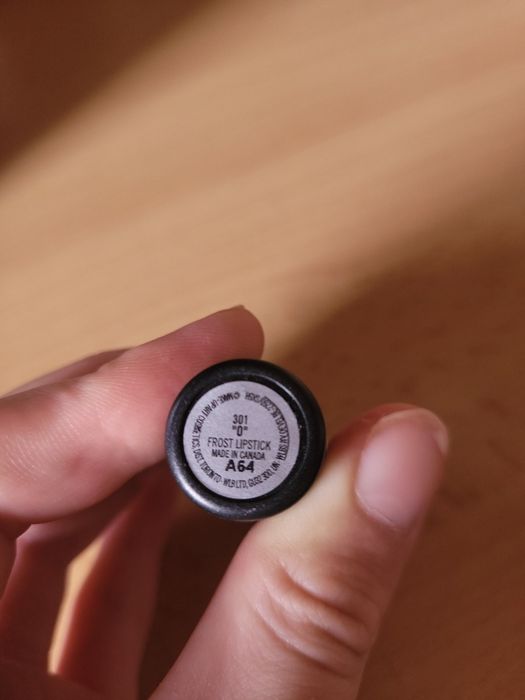 Szminka MAC Frost 301 "O"