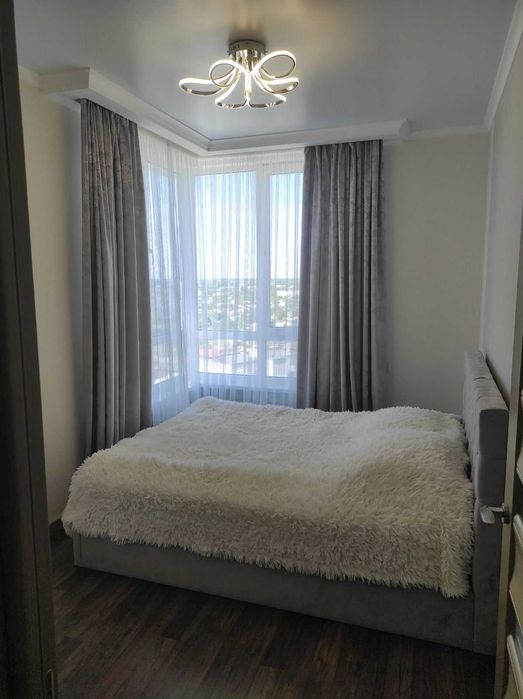 Продам 3 кімн.квартиру з ремонтом по вул.Чорновола 15 а