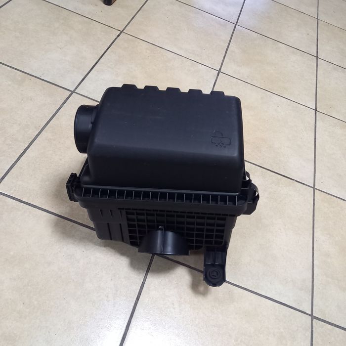 Hyundai Elantra Ad 16- резонатор корпус повітряного фільтра