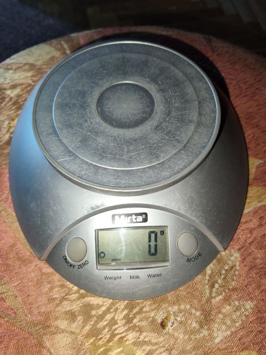 Весы кухонные Mirta