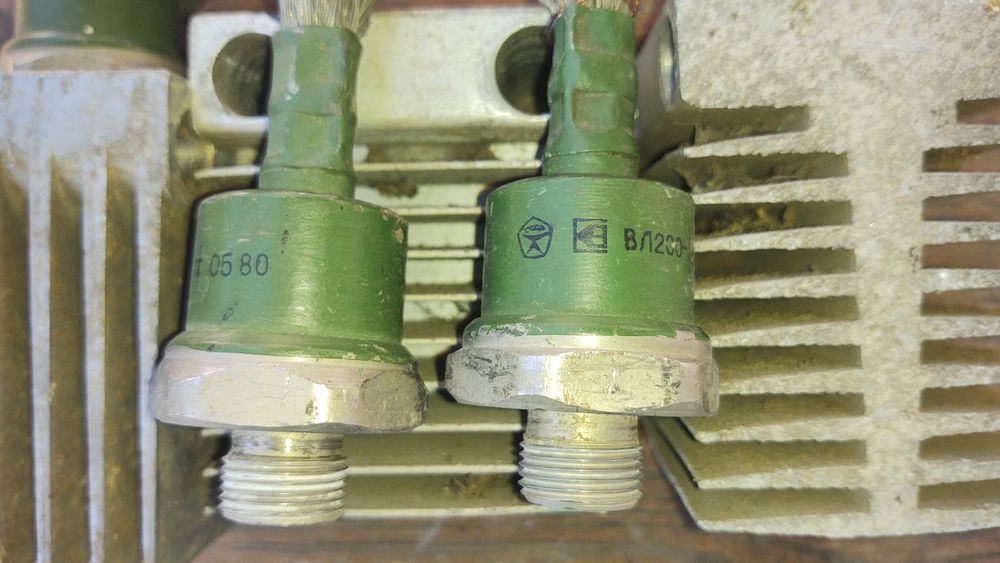 Силовые диоды с радиаторами СССР