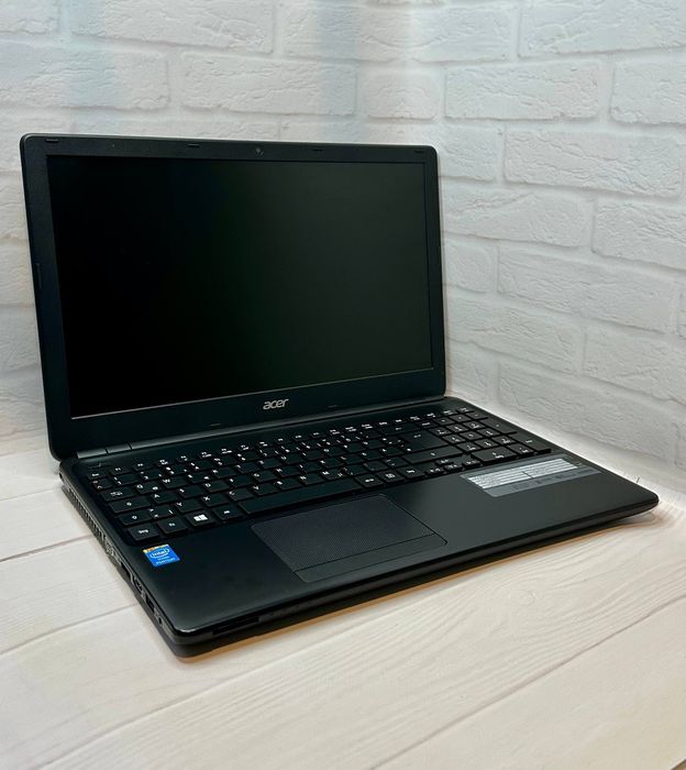 Ноутбук Acer Aspire E1-530 | Pentium 2117U | HDD 500 | DDR3 4gb