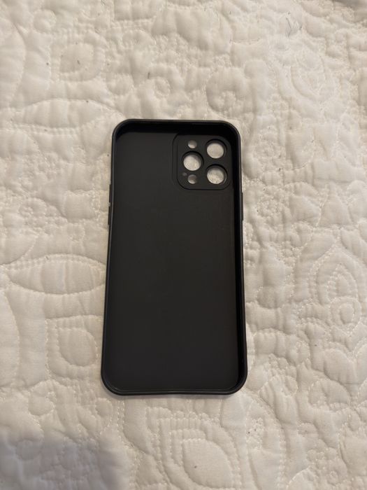 Capa iphone 12 pro max da marca KARL LAGERFELD NOVA.