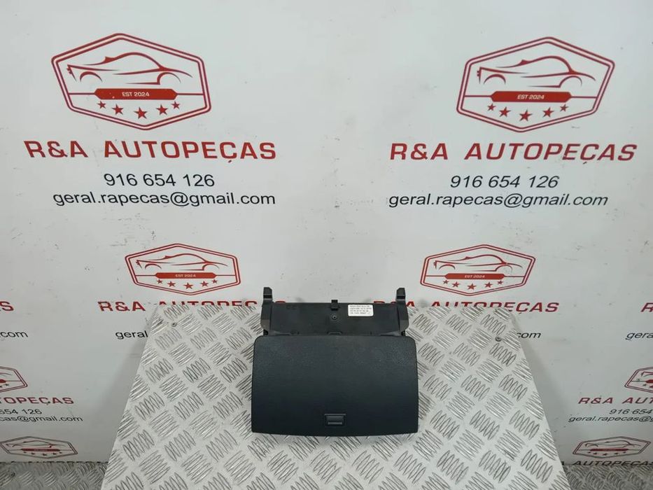 Display Mercedes Class CW204 Original