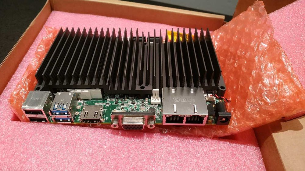 Mini PC CPU I5-6gen 2x LAN Intel RAID Zasilacz 12V w komplecie