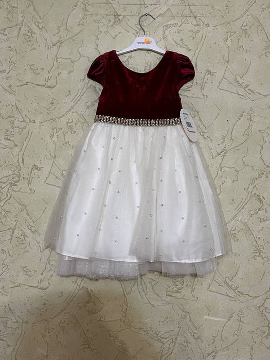 Сукня для дівчинки