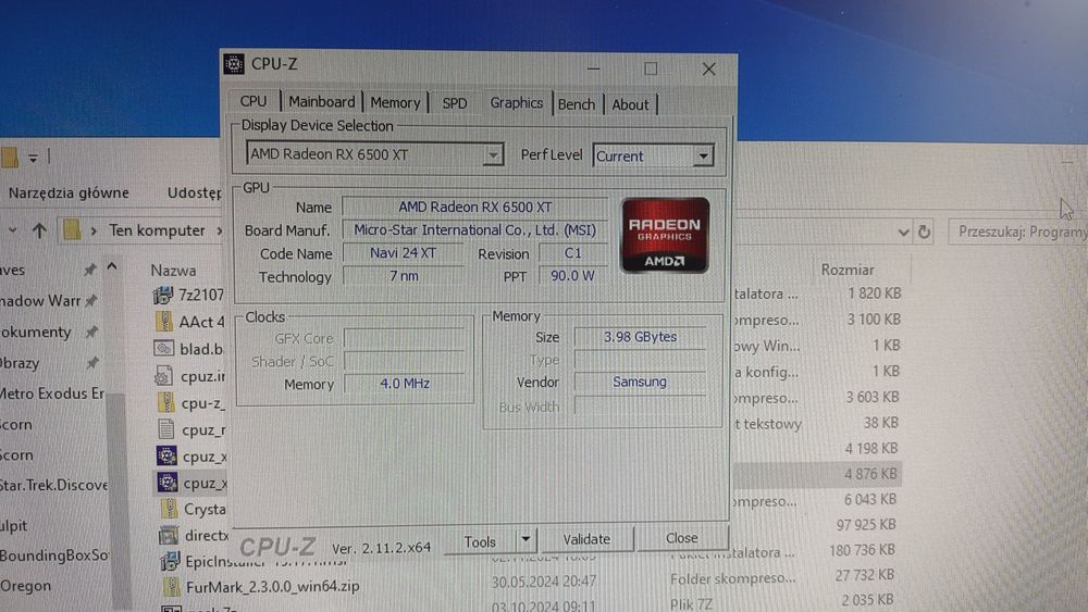 Komputer do gier Lenovo, Radeon RX 6500 XT, Xeon, 16 GB RAM, SSD+HDD