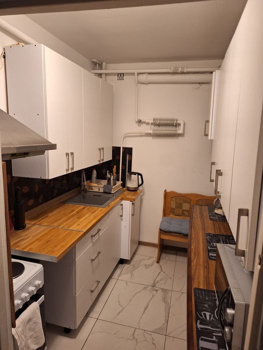 kondygnację 2 pokoje
Do wynaj