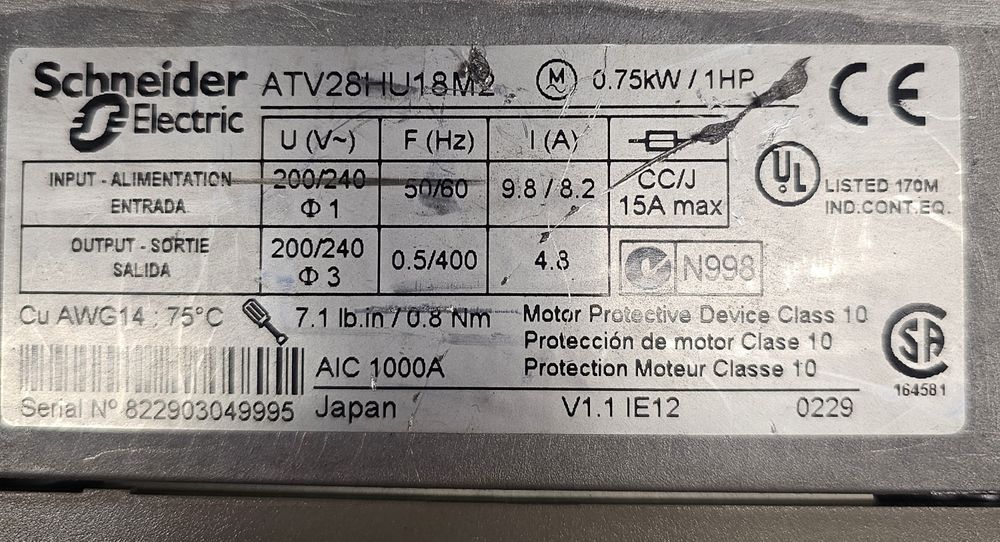 Falownik Telemecanique Schneider Electric ATV28HU18M2 230V