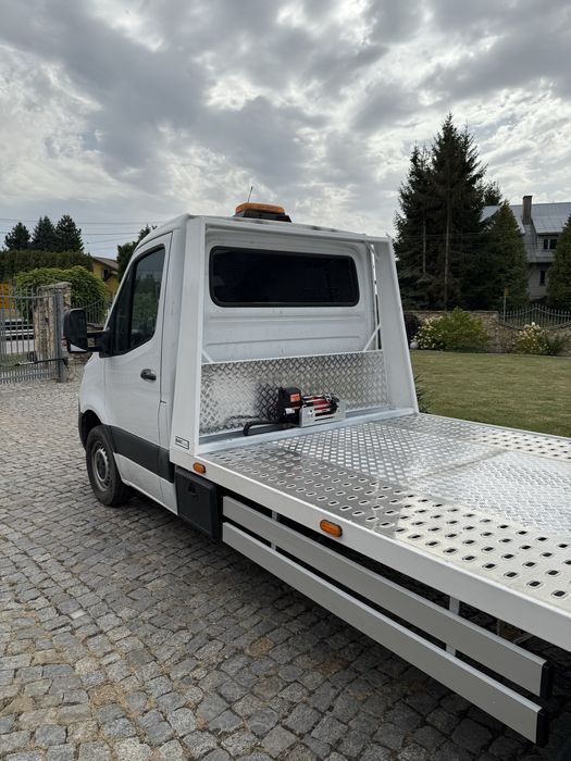 Zabudowa laweta pomoc drogowa mercedes sprinter iveco fiat master vw