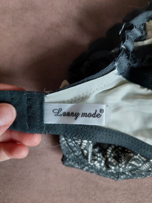 Бюстгальтер "Lanny Mode" C 34