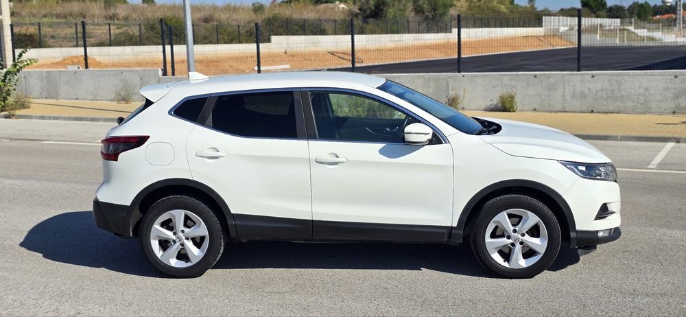 NISSAN QASHQAI 1.5 DCI Ano 2018 a Diesel — photo 4