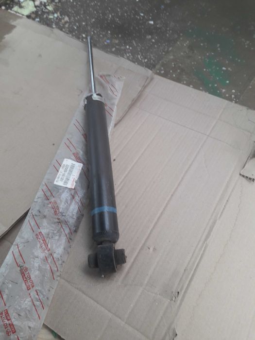 Амортизатор тойота