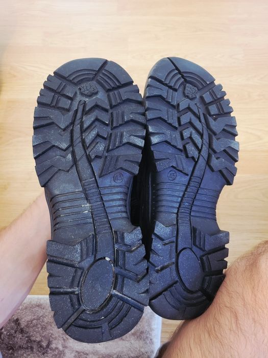 Botas em Pele- Calçado Militar