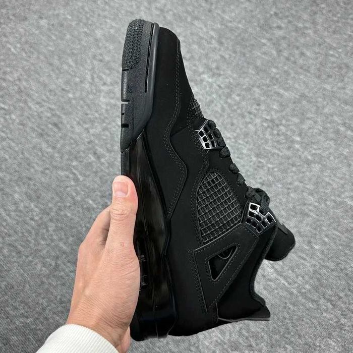 Jordan 4 Retro Black Cat Rozmiar 42