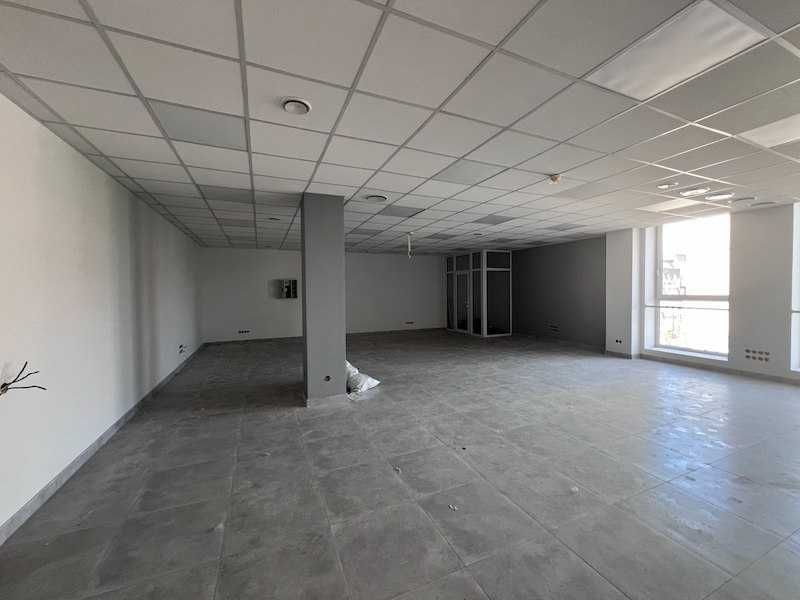 Аренда помещения офис 850 м2, м. Университет ул. Сумская 102, Харьков