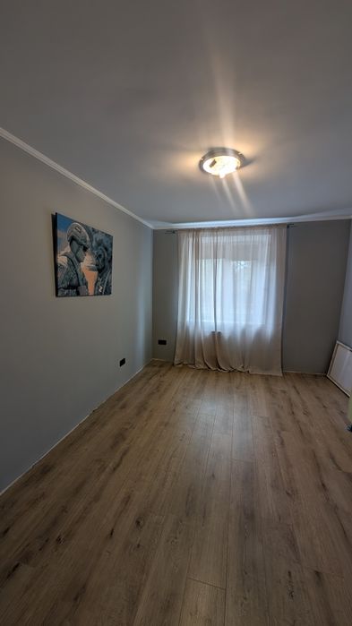 Продам чудову 2х кімнатну квартиру)