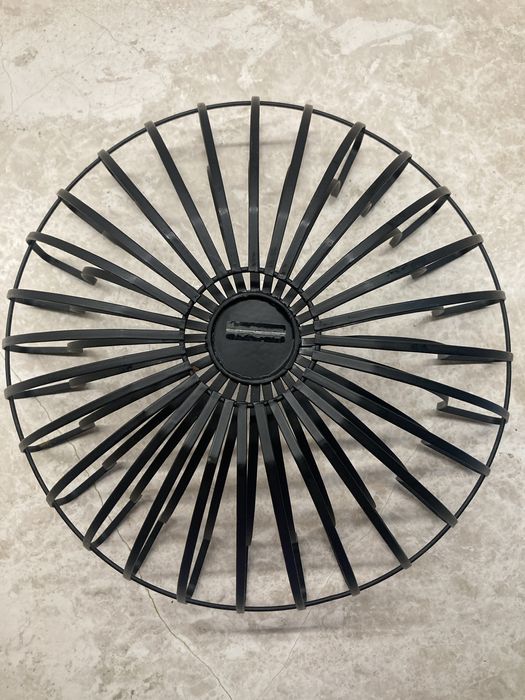 Metalowa misa dekoracyjna-czarna nowoczesna