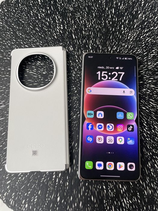 Oppo find n5 16/256 na gwarancji stan bdb cena atrakcyjna( przedłużam abonament zależy mi na szybkiej sprzedaży )