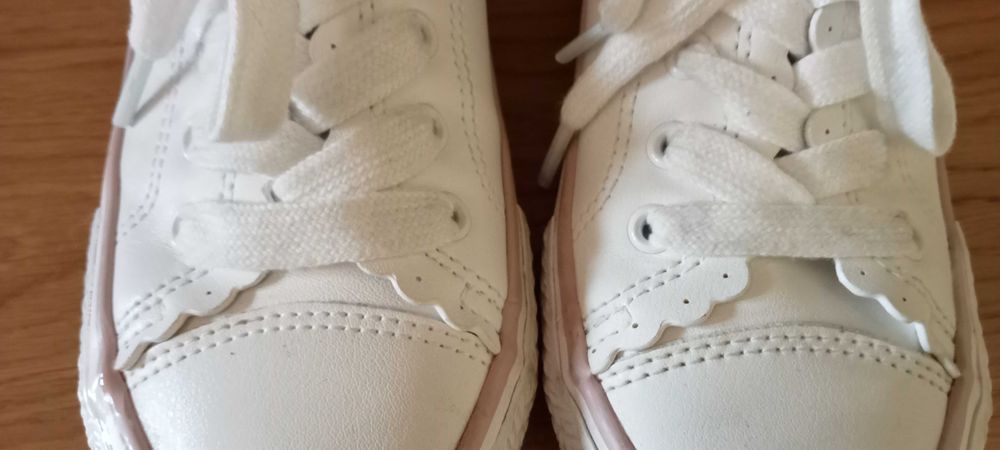 Jak nowe Next 33 adidasy buty sportowe dla chłopca