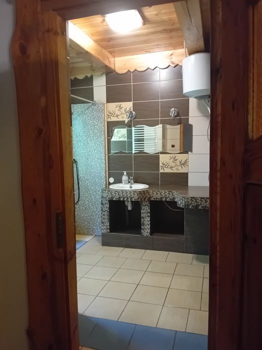 Domek z balią i salą na imprezy i przyjęcia