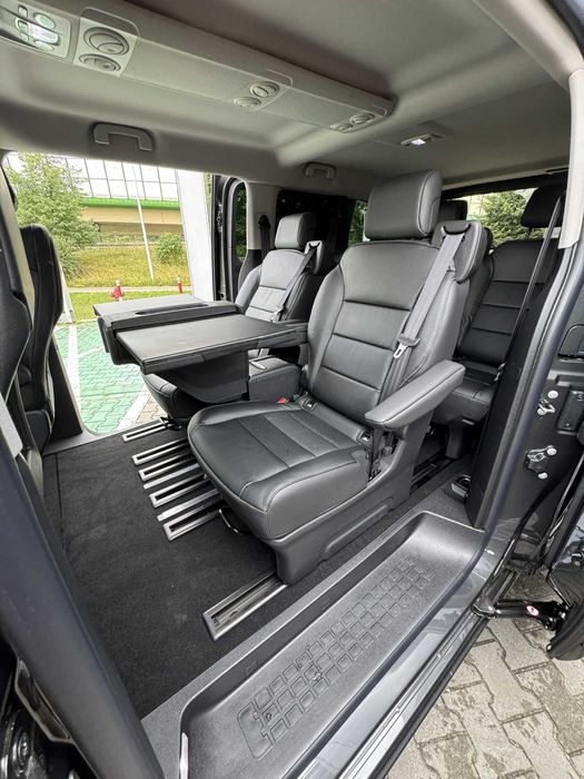 wynajem busa wypożyczalnia samochodów wynajmij bus vip wynajem rent