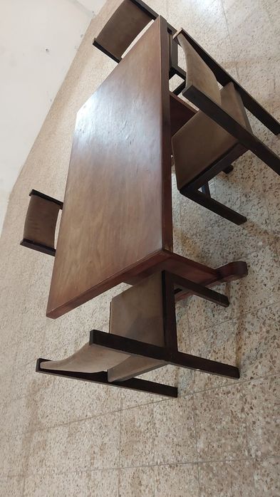 Mesade jantar 4 cadeiras