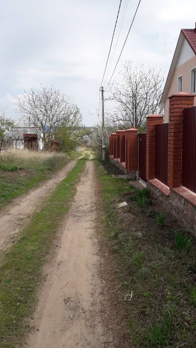 Продам дачну ділянку 9  сот.!