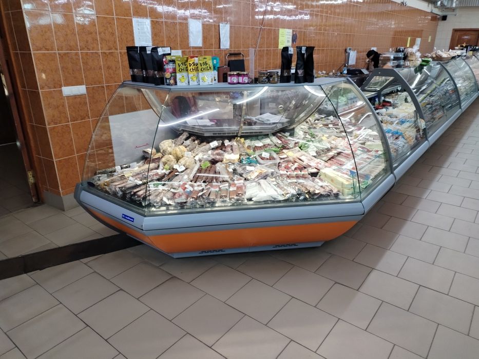 Продам холодильні вітрини
