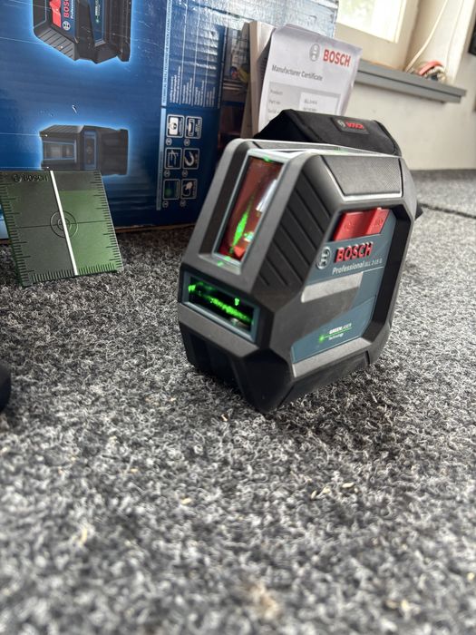 Laser krzyżowy Bosch  GLL 20-22 G BOSCH