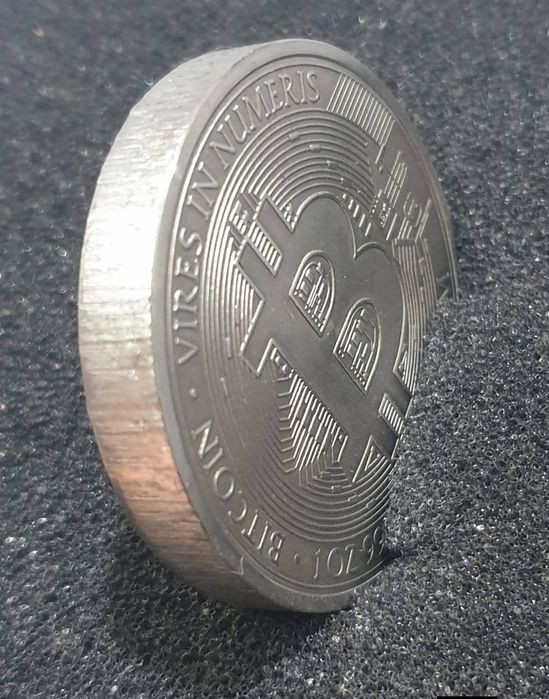Round 1 Onça Titanium puro