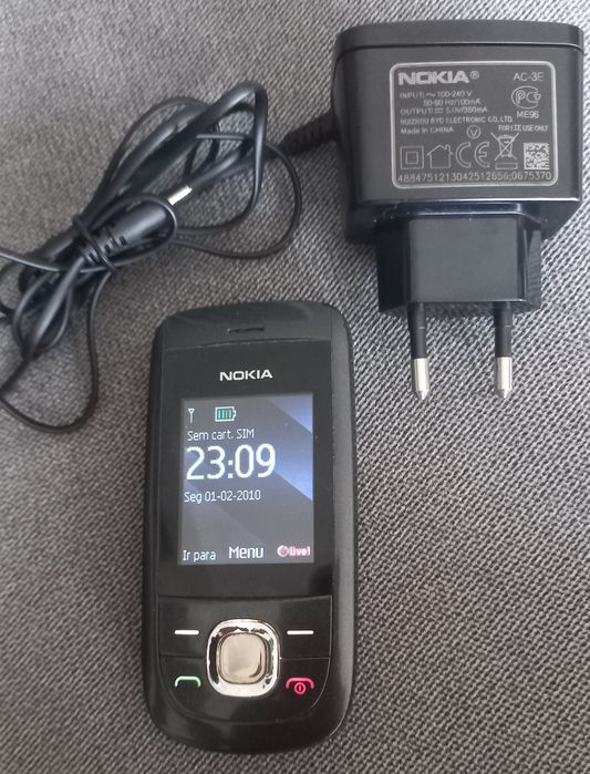 Telemovel Nokia slide 2220s