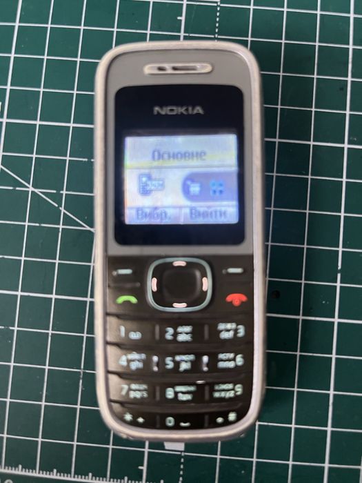 Nokia класичний кнопковий телефон робочий, з зарядкою