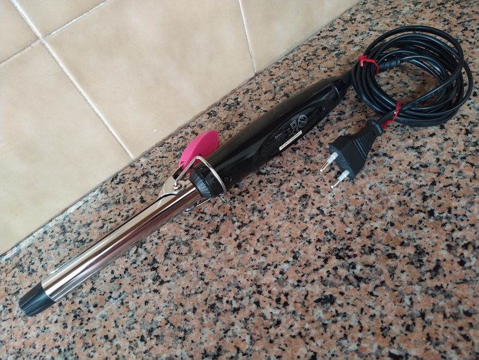 Modelador Tenacilha de cachos cabelo cabeleireiro casa quarto vivenda.