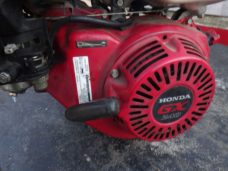HONDA GX 240 Silnik Japonski z Przekladnia ze Skandynawii