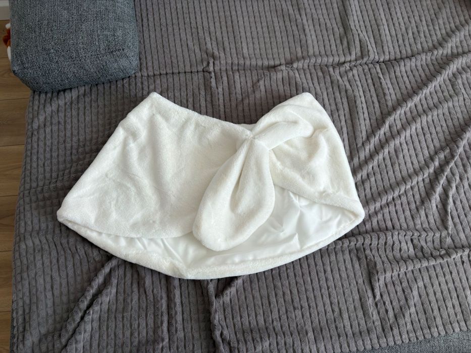Buty ślubne , biała ślubna narzutka futrzana