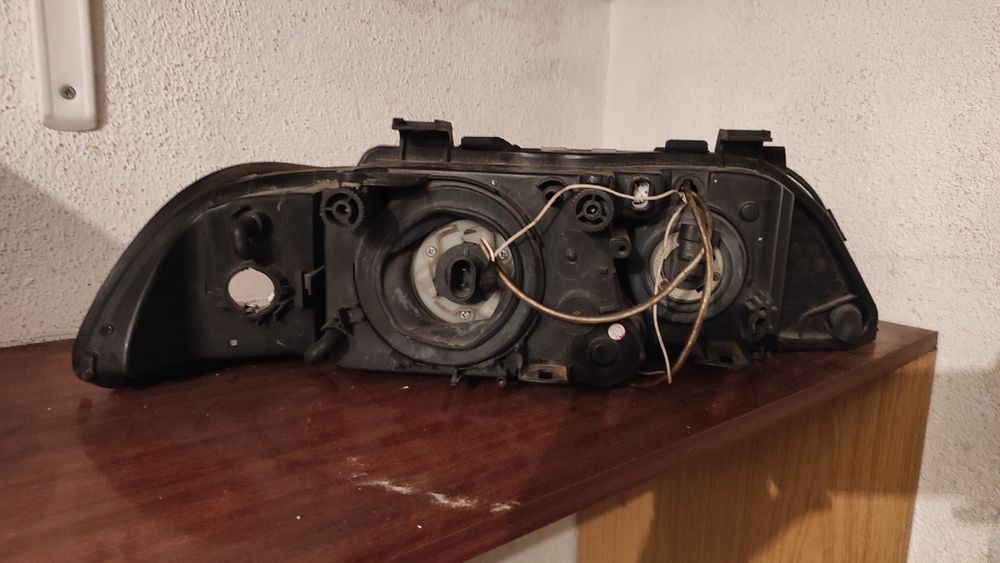 Ótica direita BMW E39