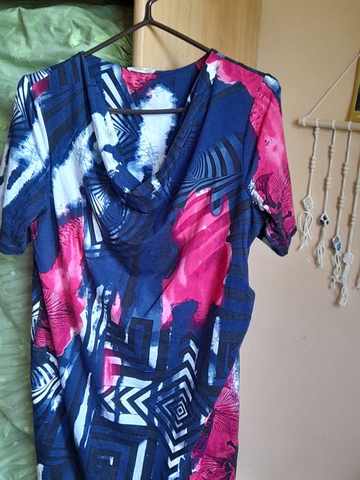 Elegancka sukienka Bonita 44