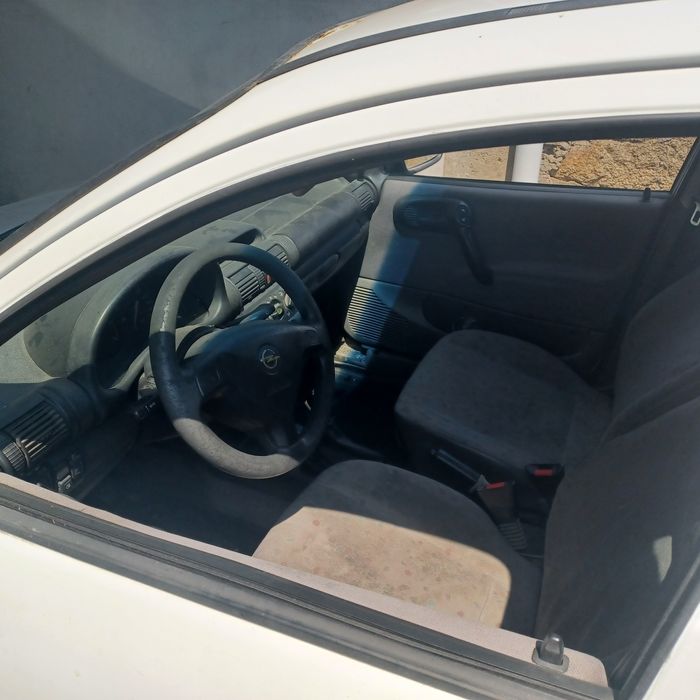 Vendo opel corsa 1.5td