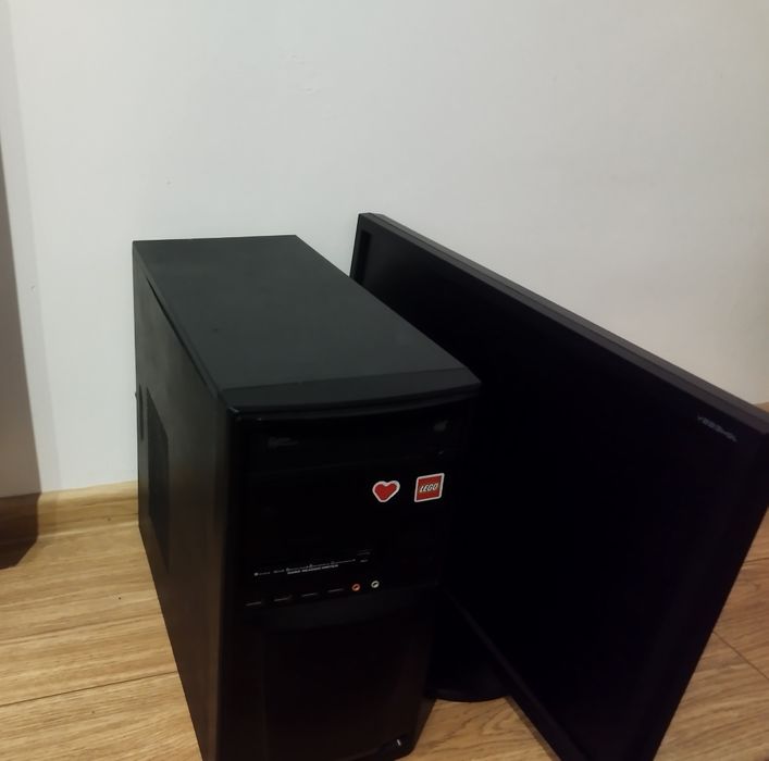 Komputer do internetu + monitor