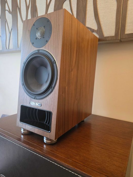 Głośniki PMC Twenty 5.22 - kolor Walnut