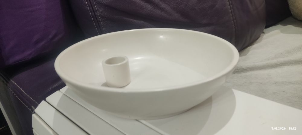 Dekoracjny talerz  ze  świecznikiem