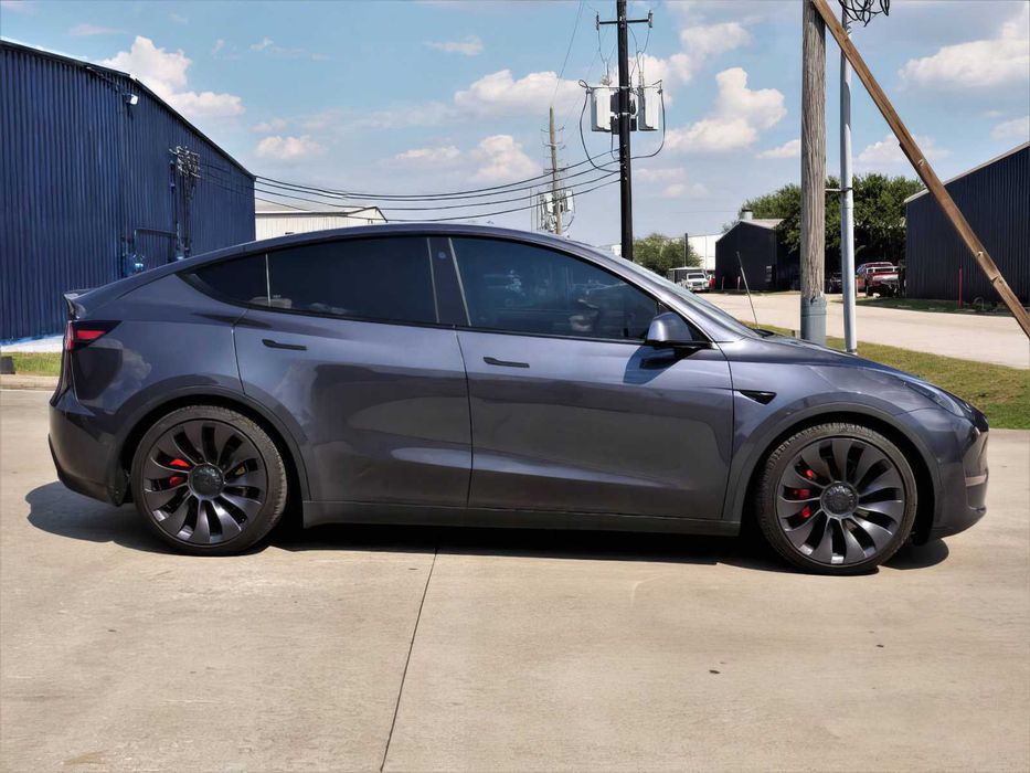 Tesla Model Y Performance      2021
