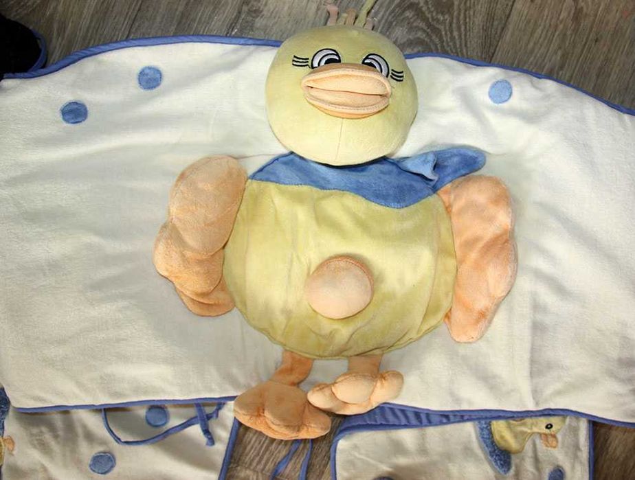 Захисний бампер, бортик в дитяче ліжечко