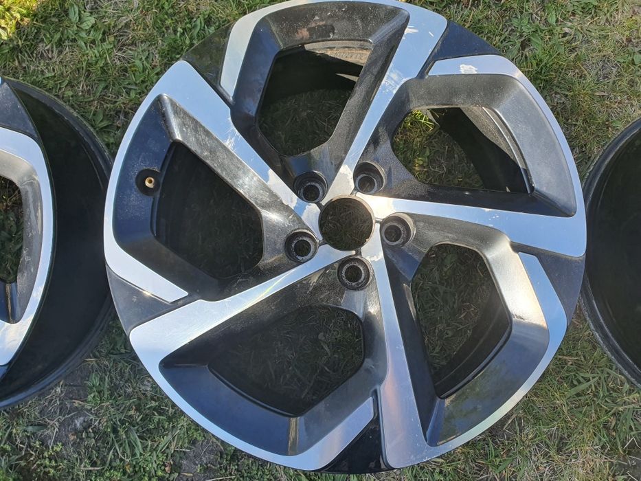 Комплект дисків  R18 7.5J 5x108 ET49 D65.1 на Citroen C5 Aircross — потребують перефарбування