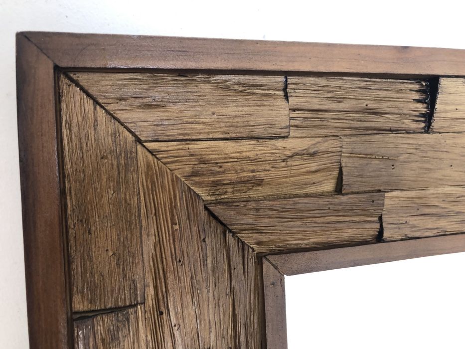 Espelho com moldura de madeira maciça64585816436483123